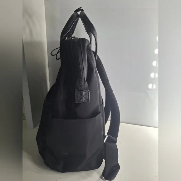 Baggallini Soho Backpack EUC - Picture 3 of 5